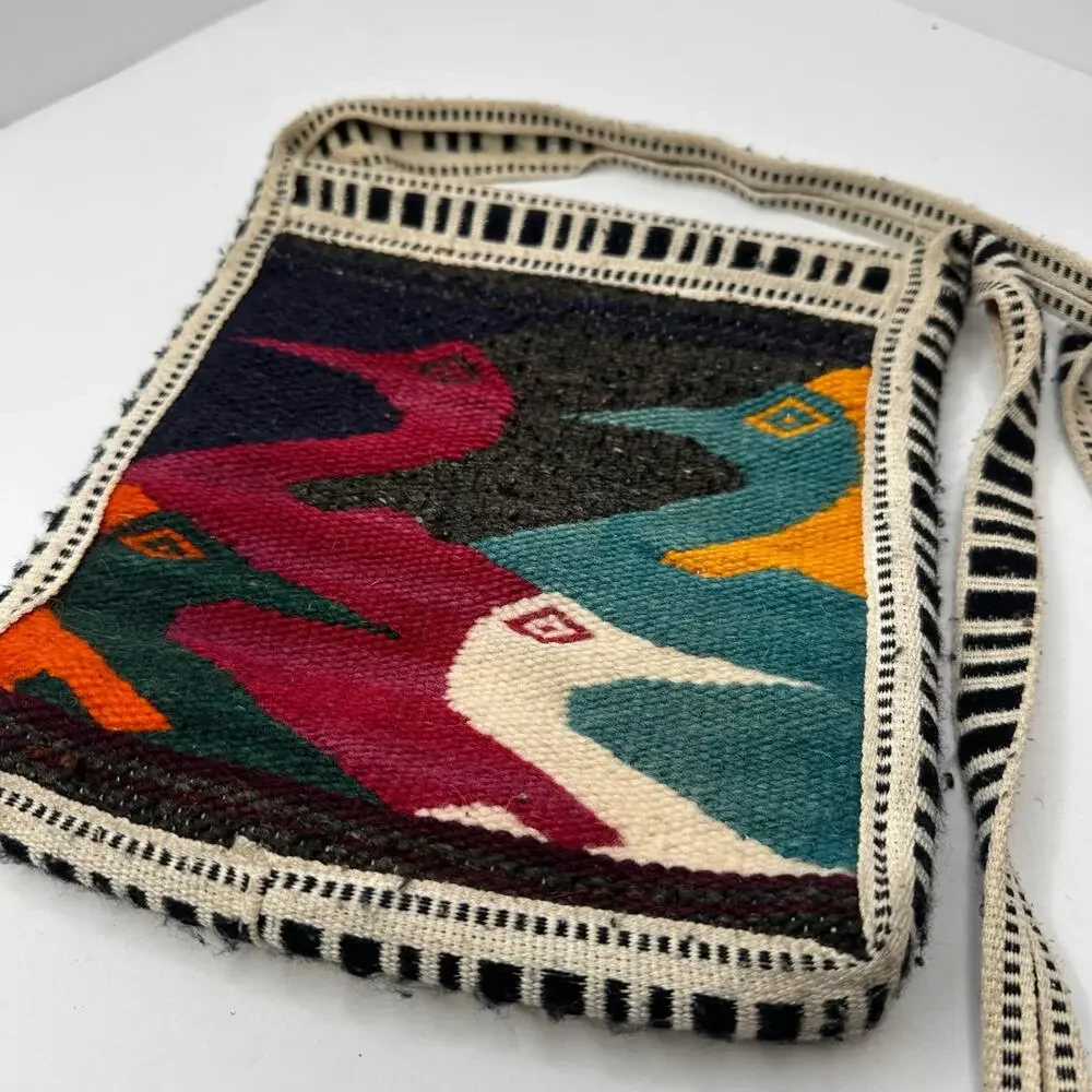 Vintage Ecuadorian Wool Shoulder Bag – Handwoven Andean Textile Art to Wear Boho - Picture 6 of 6